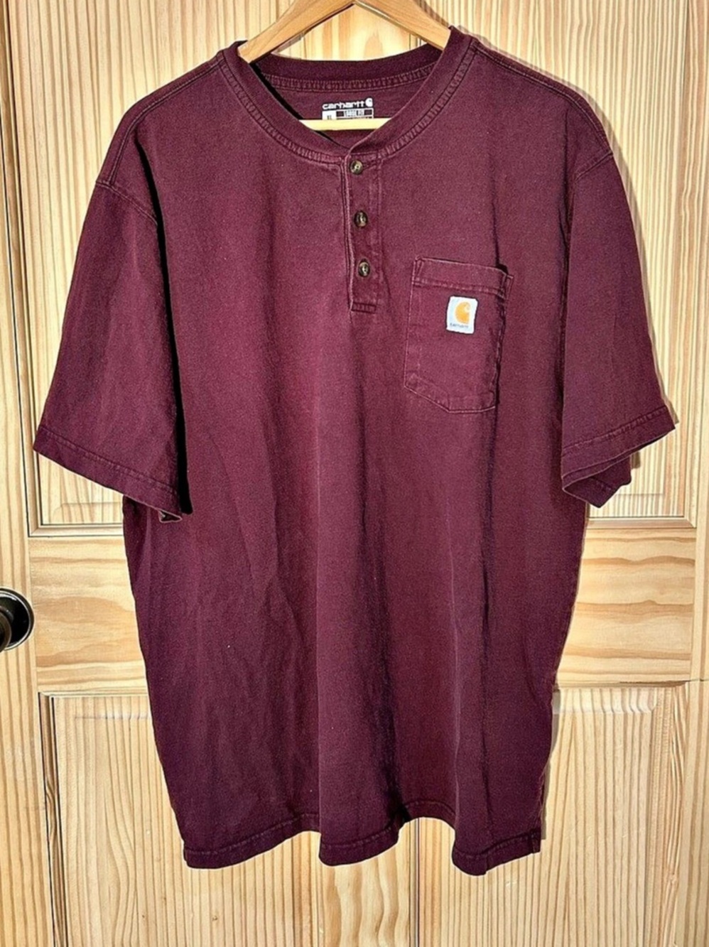 Carhartt Loose Fit Short Sleeve Henley T-Shirt Short Sleeve Henley in Purple XL